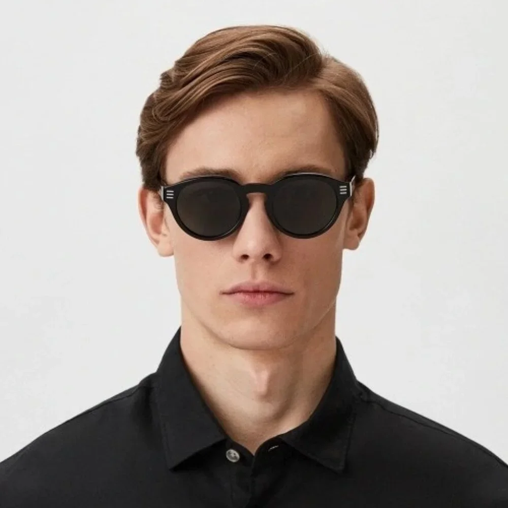 BRAND NEW Burberry BE4404 300187 Black Grey Oval Unisex Sunglasses BE4404